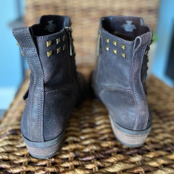 NWOT Ralph Lauren Leather Shaelynn Booties 5.5 - Picture 4 of 8